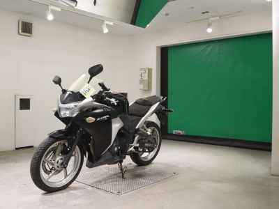 Honda CBR250R 2011