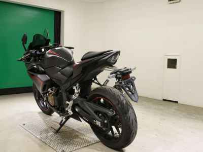 Honda CBR400R 2021