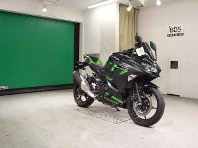 Kawasaki Ninja 400 2023