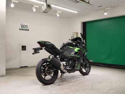 Kawasaki Ninja 400 2023
