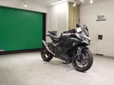 Kawasaki Ninja ZX-4R 2025