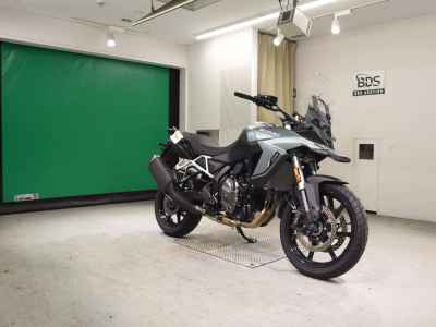 Suzuki V-Strom 800 2024