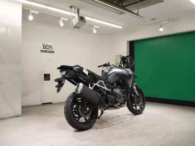 Suzuki V-Strom 800 2024