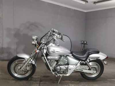 Honda Magna 250