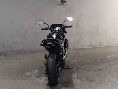 Suzuki Gladius SFV400 2013