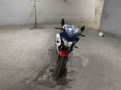Honda CBR250R 2011