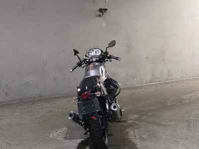 Moto Guzzi V7 2016