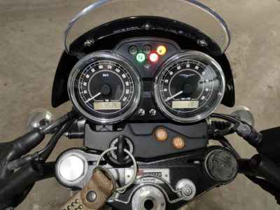 Moto Guzzi V7 2016