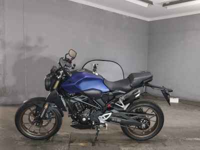 Honda CB250R 2019