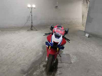 Honda CBR1000RR SP 2024