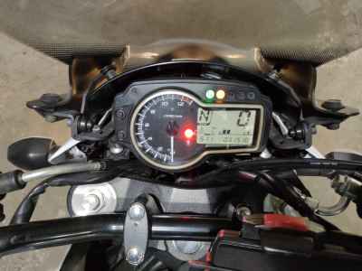 Suzuki GSR750 2014