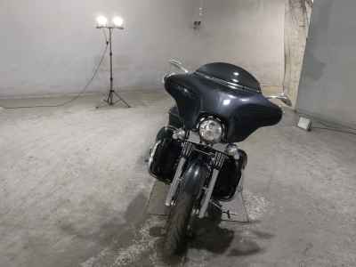Harley-Davidson Street Glide FLHXSE1800 CVO 2012