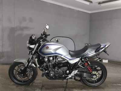Honda CB1300SF 2024