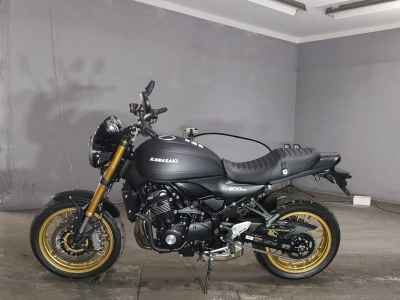 Kawasaki Z900RS SE 2025