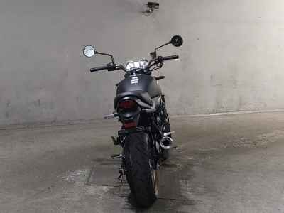 Kawasaki Z900RS SE 2025