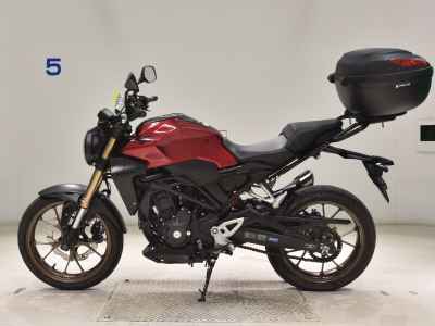 Honda CB250R 2019