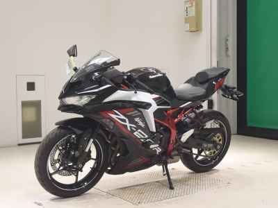 Kawasaki Ninja ZX-25R 2021