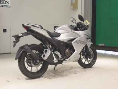 Suzuki Gixxer 250SF