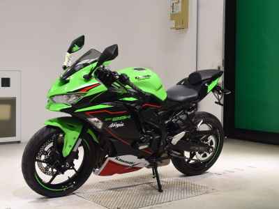 Kawasaki Ninja ZX-25R 2022