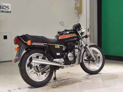 Honda CB400N 2026