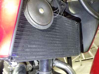 Suzuki GSR250