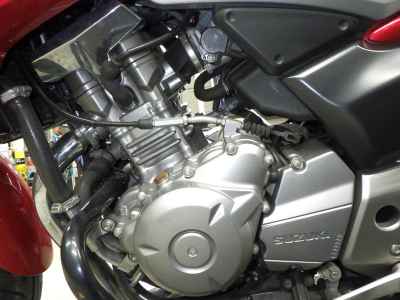 Suzuki GSR250