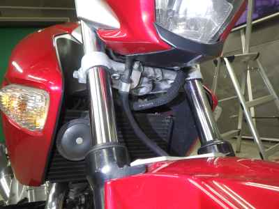 Suzuki GSR250