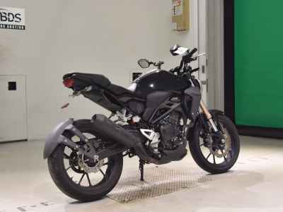Honda CB250R 2019