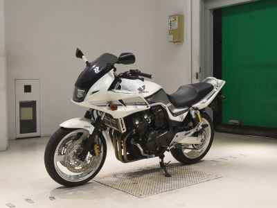 Honda CB400 Super Boldor 2012