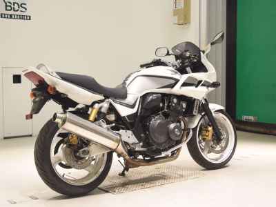 Honda CB400 Super Boldor 2012