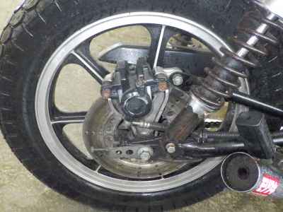 Kawasaki GPZ550 2011