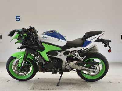 Kawasaki Ninja ZX-4RR 2024