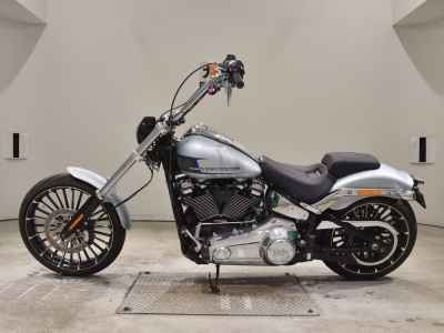 Harley-Davidson Breakout FXBR1920 2024