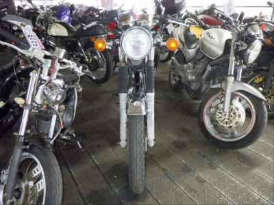 Yamaha SR400 2012