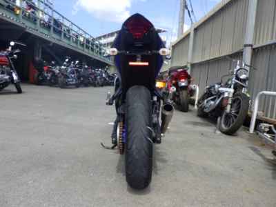 Yamaha YZF-R25 2015