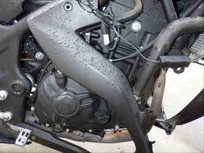 Yamaha YZF-R25 2015