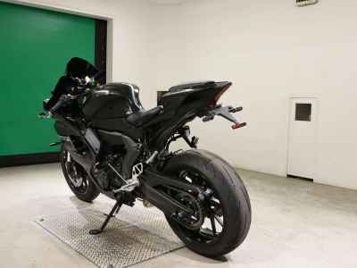 Yamaha YZF-R7 2024