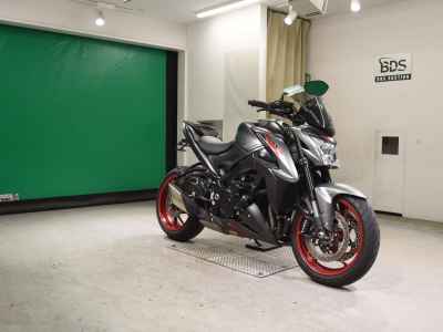 Suzuki GSX-S1000 2021