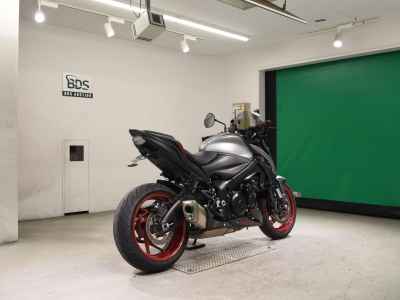 Suzuki GSX-S1000 2021