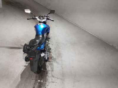 Suzuki GSR250
