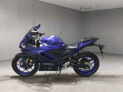 Yamaha YZF-R25 2023