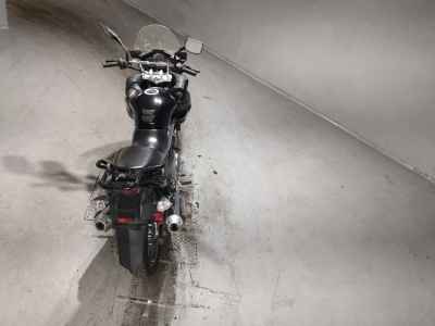 Suzuki GSR250S
