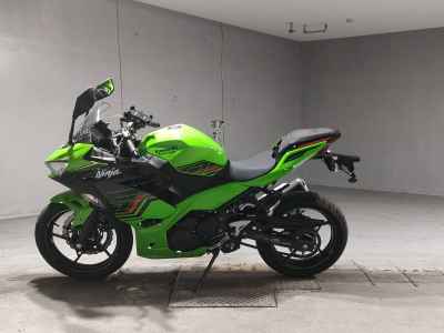 Kawasaki Ninja 400 2024