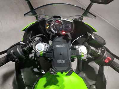 Kawasaki Ninja 400 2024