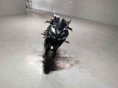 Yamaha YZF-R25