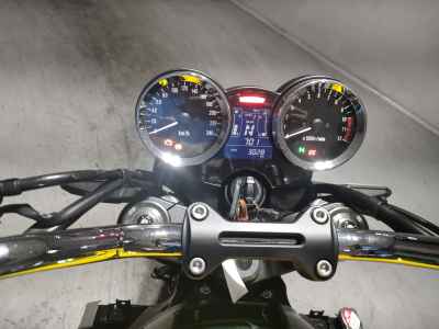 Kawasaki Z900RS 2024