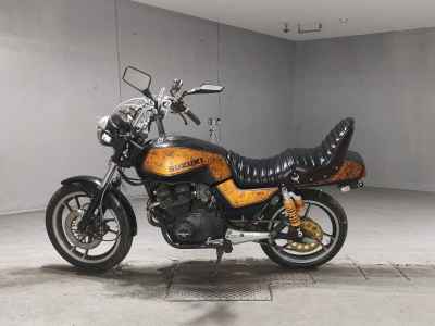 Suzuki GSX250E