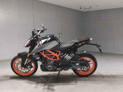 KTM 390 Duke 2021