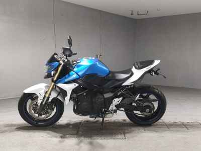 Suzuki GSR750 2014