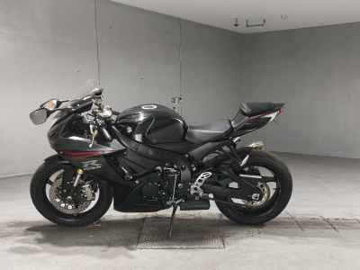 Suzuki GSX-R750 2011